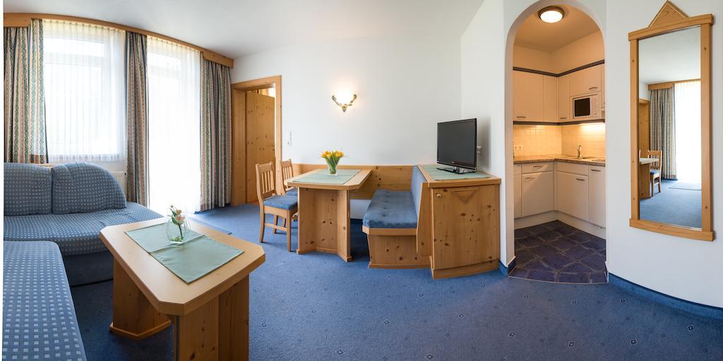 Appartementhaus Pinnisblick Neustift im Stubaital Ruang foto