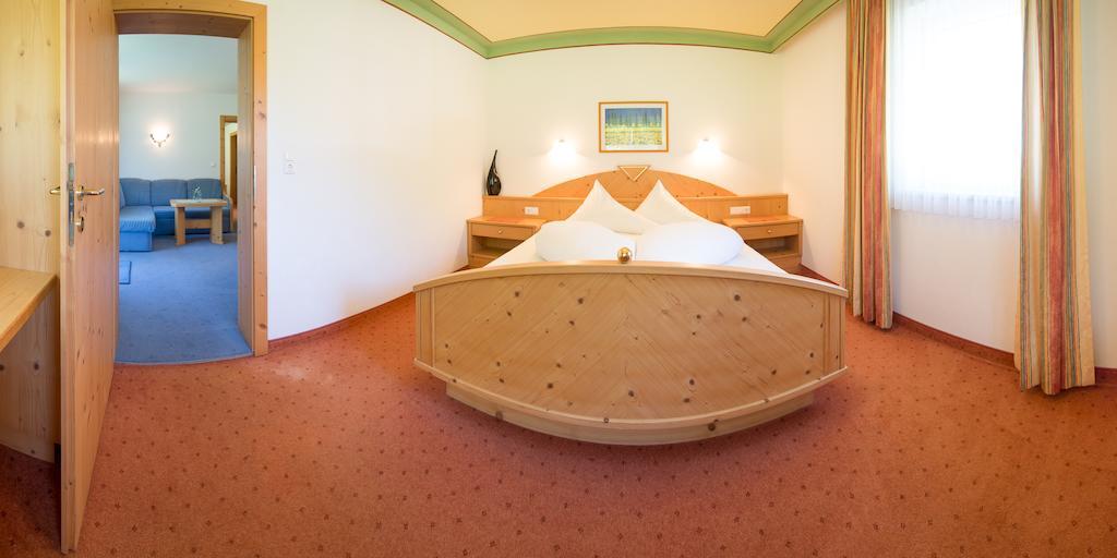 Appartementhaus Pinnisblick Neustift im Stubaital Bagian luar foto
