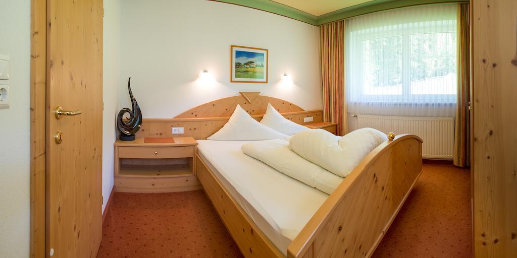 Appartementhaus Pinnisblick Neustift im Stubaital Ruang foto
