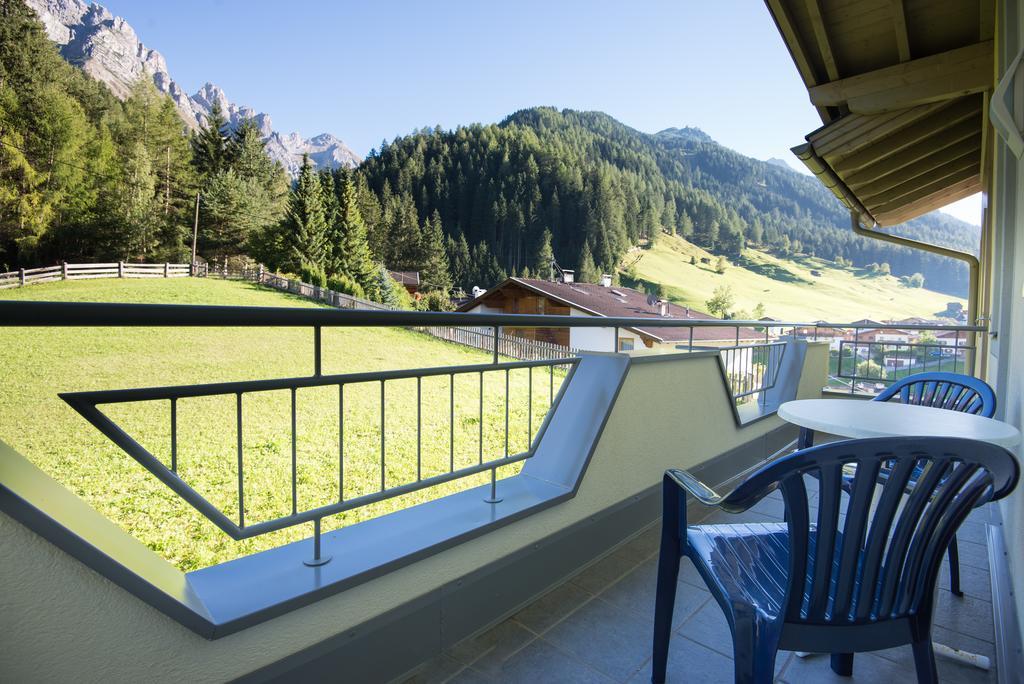 Appartementhaus Pinnisblick Neustift im Stubaital Bagian luar foto